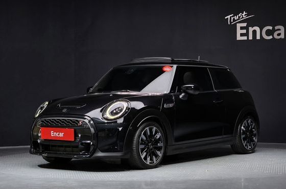 Mini Cooper Classic Third Generation — пробег 24 662 км — фото 1 из 5