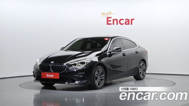 BMW 2-Series 220i Sport — пробег 21 421 км — фото 1 из 5