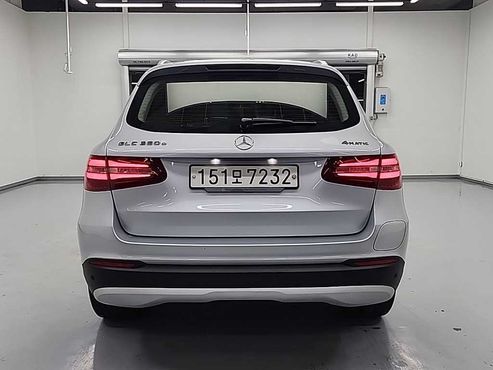 Mercedes-Benz GLC-Class GLC350e 4MATIC Premium — пробег 128 724 км — фото 4 из 5