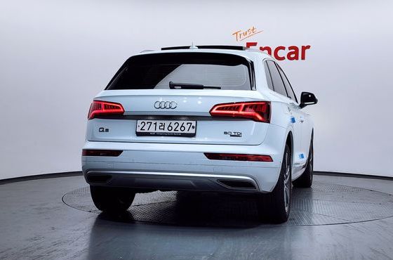 Audi Q5 50 TDI Quattro Premium — пробег 78 253 км — фото 4 из 5