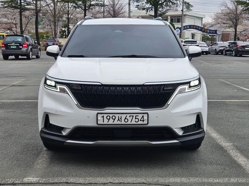 Kia Carnival Diesel 9-Seater Prestige — пробег 30 467 км — фото 1 из 5
