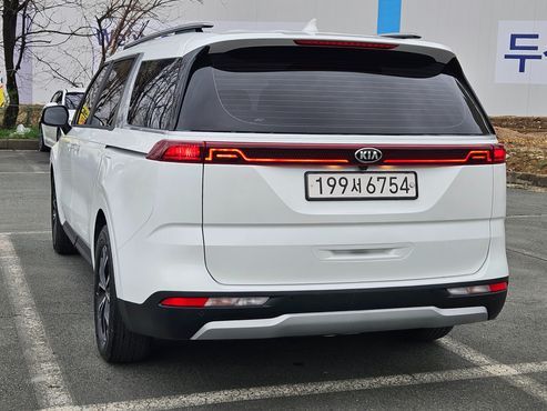 Kia Carnival Diesel 9-Seater Prestige — пробег 30 467 км — фото 5 из 5