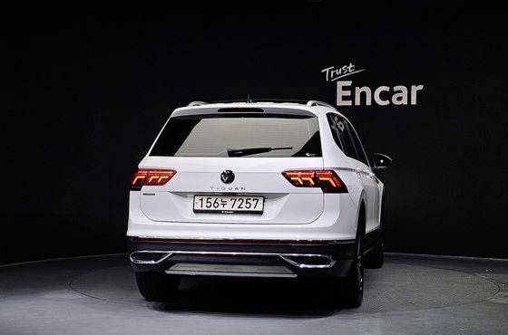 Volkswagen Tiguan 2.0 TSI Prestige — пробег 29 305 км — фото 4 из 5