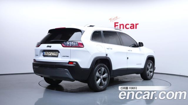 Jeep Cherokee 2.4 Limited AWD — пробег 69 252 км — фото 2 из 5