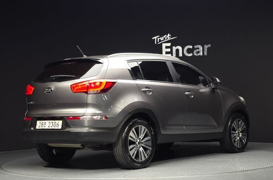 Kia Sportage Diesel 2WD Trendy — пробег 139 670 км — фото 2 из 5