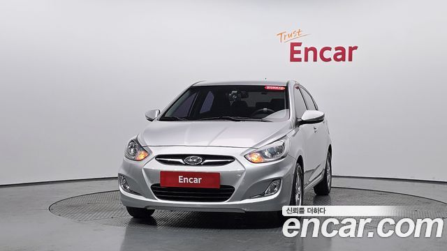 Hyundai Accent 1.4 VVT Premier — пробег 64 946 км — фото 3 из 5