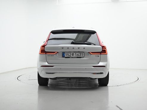 Volvo XC60 T8 Ultra Bright — пробег 2 290 км — фото 4 из 5