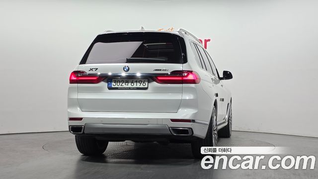 BMW X7 xDrive 40i Design Pure Excellence 6-Seater — пробег 86 834 км — фото 4 из 5