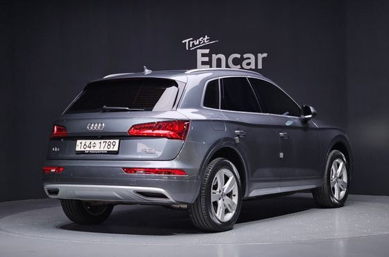 Audi Q5 40 TDI Quattro Premium — пробег 58 056 км — фото 2 из 5