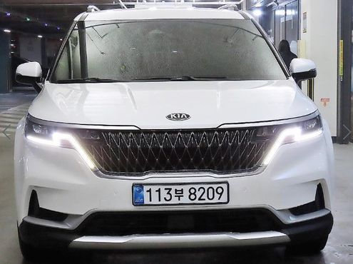 Kia Carnival 9-Seater Prestige — пробег 71 128 км — фото 2 из 5