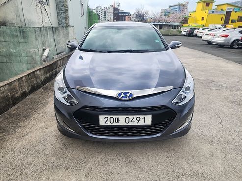 Hyundai Sonata 2.0 Royal — пробег 113 925 км — фото 2 из 5