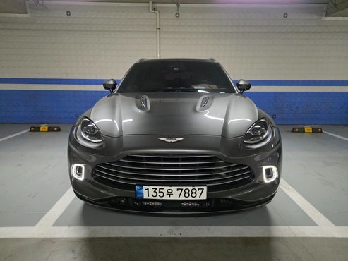 Astonmartin DBX 4.0 V8 — пробег 32 000 км — фото 1 из 5