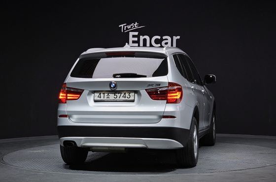 BMW X3 xDrive 20d High — пробег 113 190 км — фото 4 из 5