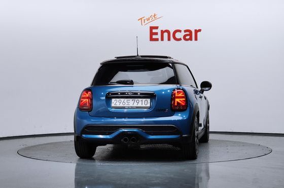 Mini Cooper Classic Third Generation — пробег 78 303 км — фото 4 из 5