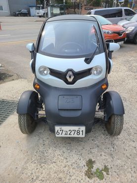 Renault (Samsung) Twizy Intens(2-seater) — пробег 5 652 км — фото 3 из 5