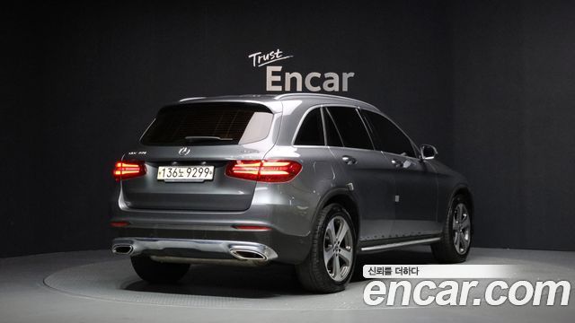 Mercedes-Benz GLC-Class GLC300 4MATIC — пробег 88 598 км — фото 2 из 5