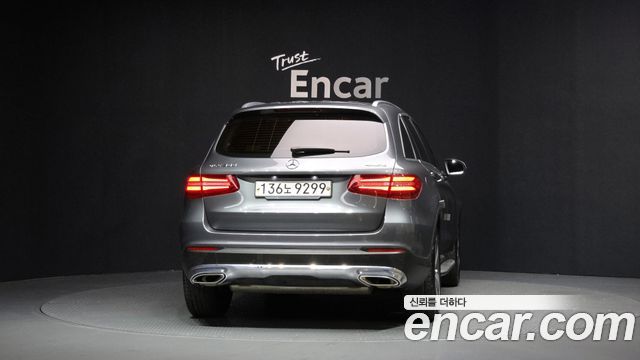 Mercedes-Benz GLC-Class GLC300 4MATIC — пробег 88 598 км — фото 4 из 5