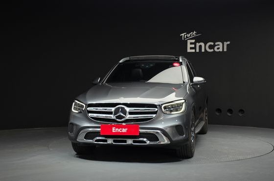 Mercedes-Benz GLC-Class GLC300 4MATIC — пробег 67 574 км — фото 3 из 5