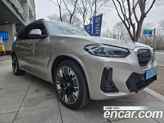 BMW iX3 M Sports — пробег 34 000 км — фото 1 из 5