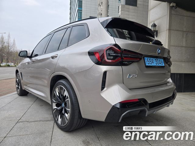 BMW iX3 M Sports — пробег 34 000 км — фото 2 из 5