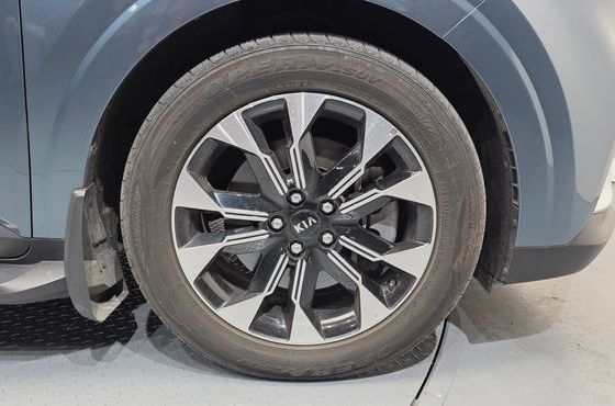 Kia Carnival 9-Seater Signature — пробег 83 251 км — фото 5 из 5