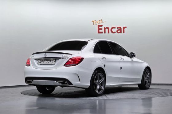 Mercedes-Benz C-Class C200 4MATIC AMG Line — пробег 135 835 км — фото 2 из 5