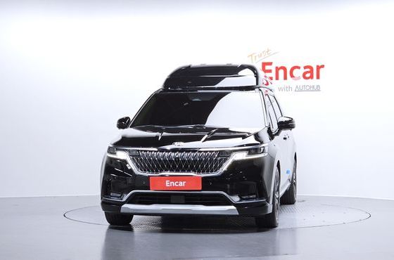 Kia Carnival 9-Seater Hi-Limousine Signature — пробег 95 385 км — фото 3 из 5