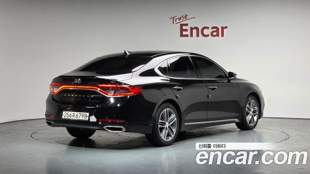 Hyundai Grandeur из Кореи Encar