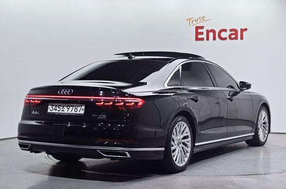 Audi A8 55 TFSI Quattro LWB — пробег 53 321 км — фото 2 из 5