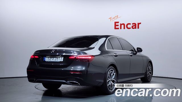 Mercedes-Benz E-Class E220d 4MATIC AMG Line — пробег 35 851 км — фото 2 из 5