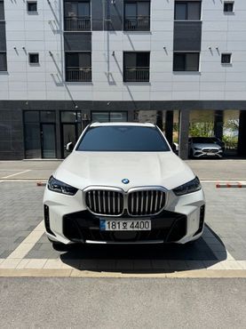 BMW X5 xDrive 40i M Sport — пробег 12 400 км — фото 1 из 5