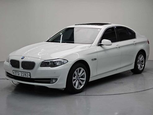 BMW 5-Series 525d xDrive — пробег 122 585 км — фото 1 из 5