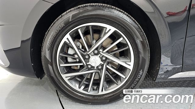 Hyundai Grandeur 2.5 Premium — пробег 71 708 км — фото 5 из 5