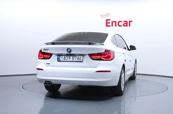 BMW Gran Turismo GT 320d xDrive — пробег 34 262 км — фото 4 из 5