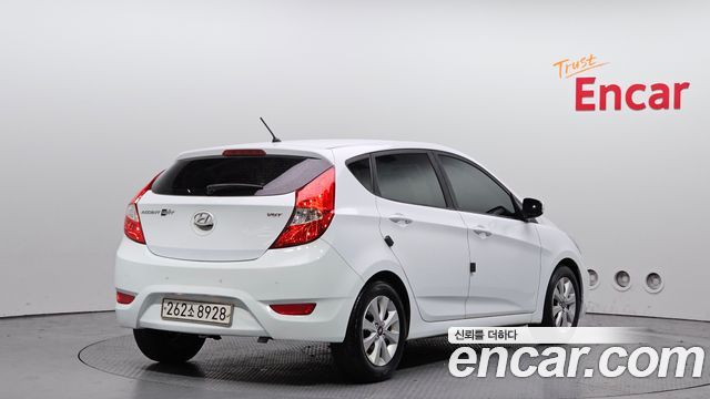 Hyundai Accent Diesel WIT 1.6 VGT Modern — пробег 181 080 км — фото 2 из 5