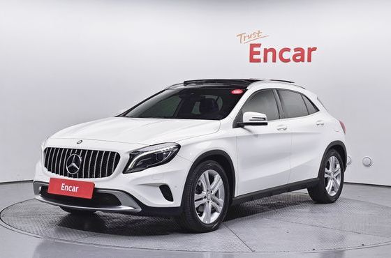 Mercedes-Benz GLA-Class GLA200 d 4MATIC — пробег 87 598 км — фото 1 из 5