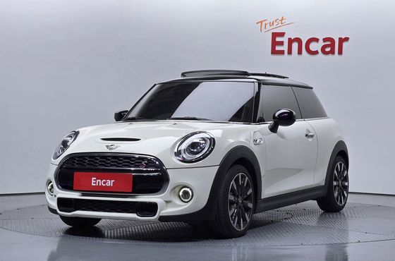 Mini Cooper HIGH 3rd — пробег 76 811 км — фото 1 из 5