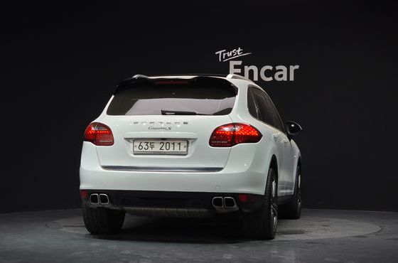 Porsche Cayenne 4.2 S Diesel 958 — пробег 107 861 км — фото 4 из 5