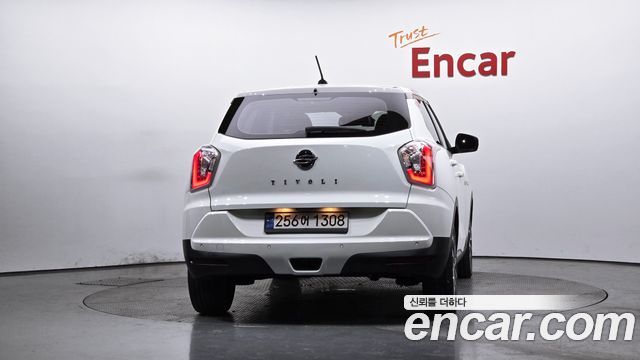 Ssangyong TIBOLI из Кореи Encar