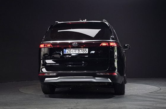 Kia Carnival Diesel 9-Seater Noblesse — пробег 50 157 км — фото 4 из 5