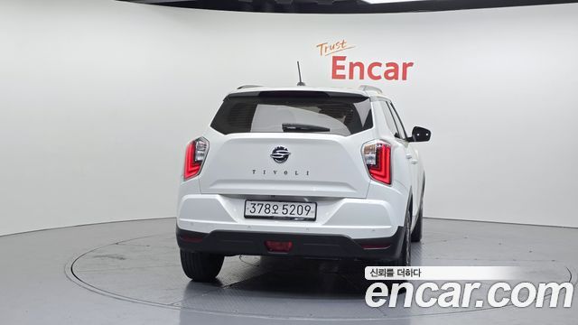 Ssangyong TIBOLI из Кореи Encar