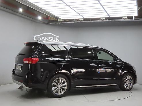 Kia Carnival 9-seater Noblesse — пробег 56 858 км — фото 4 из 5