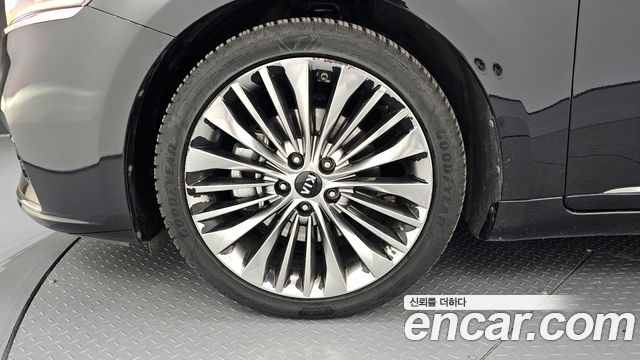 Kia K7 из Кореи Encar