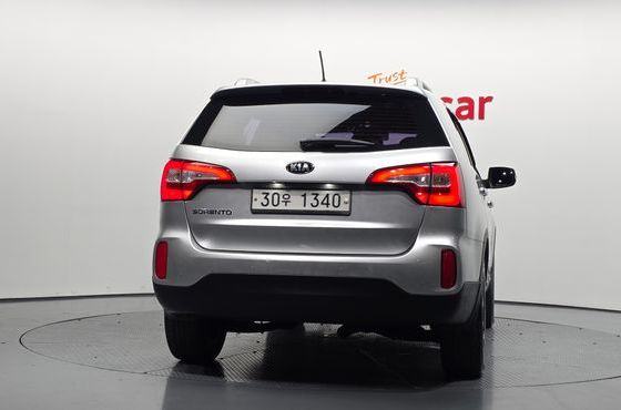 Kia Sorento Diesel 2.0 2WD Trendy — пробег 172 445 км — фото 4 из 5