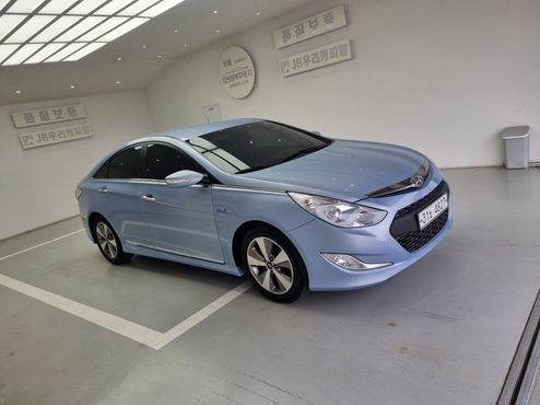 Hyundai Sonata 2.0 Royal — пробег 156 300 км — фото 2 из 5