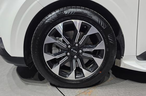Kia Carnival Gasoline 7-Seater Noblesse — пробег 77 557 км — фото 5 из 5