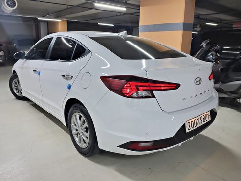 Hyundai AVANTE 1.6 Smart — пробег 111 276 км — фото 3 из 5