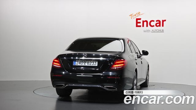 Mercedes-Benz E-Class из Кореи Encar