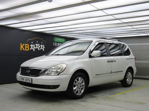 Kia Carnival New Carnival GLX High-Deluxe — пробег 203 106 км — фото 1 из 5