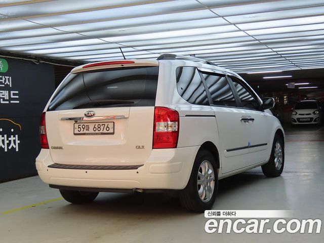 Kia Carnival New Carnival GLX High-Deluxe — пробег 203 106 км — фото 4 из 5